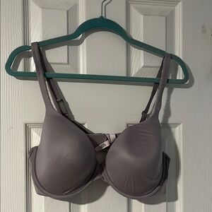 Victoria's Secret Mauve Full Coverage Bra